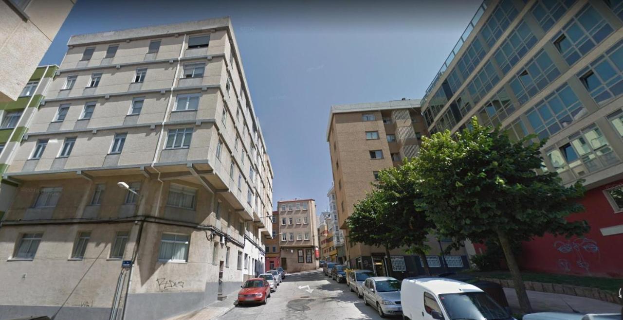 Tranquilidad Cerca De La Playa... Para Vivir La Ciudad A Coruna Luaran gambar